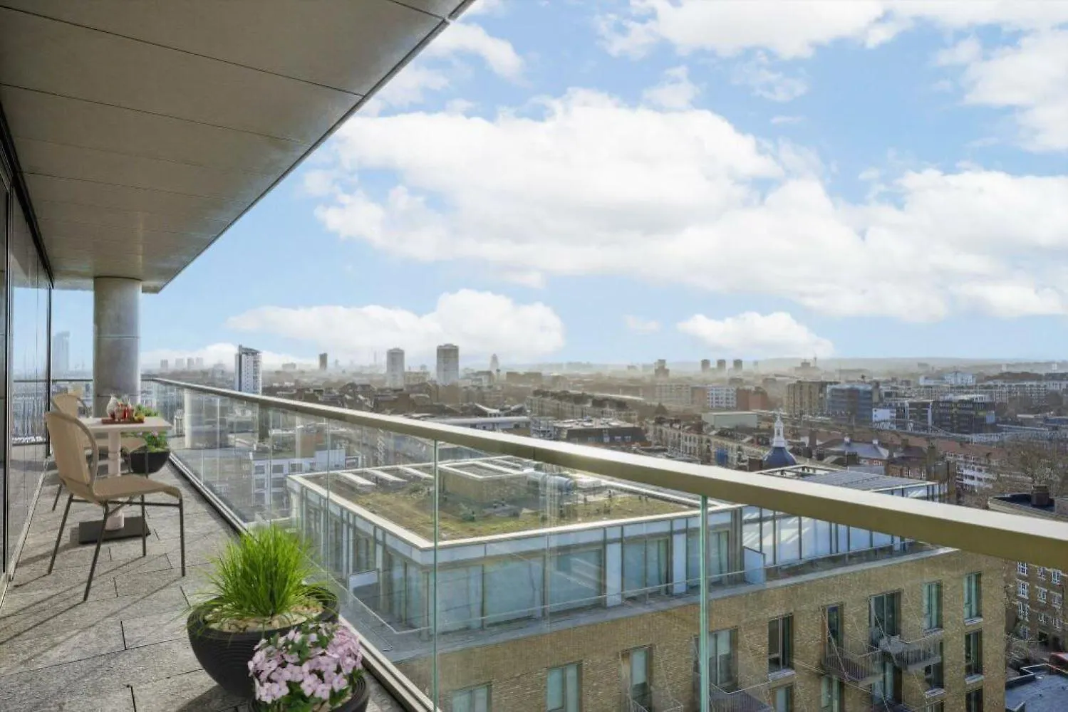 Stunning Duplex Penthouse Over 2200 Sq Ft Sleeps 8 With Jacuzzi Rooftop Views Of The City Apartment London 0*,  United Kingdom