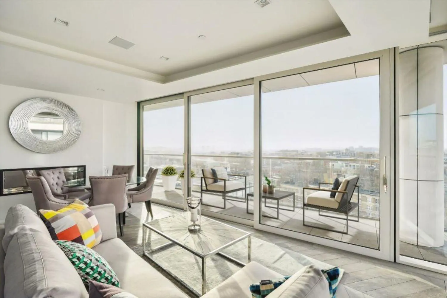 Stunning Duplex Penthouse Over 2200 Sq Ft Sleeps 8 With Jacuzzi Rooftop Views Of The City Apartment London 0*,